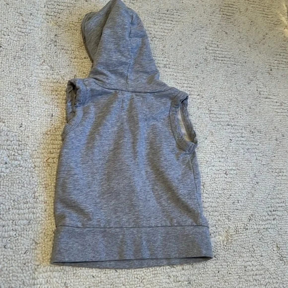 Monica + Andy Hot Dog Embroidered Sweatshirt Hoodie Short Sleeve Sleeveless - Picture 5 of 5